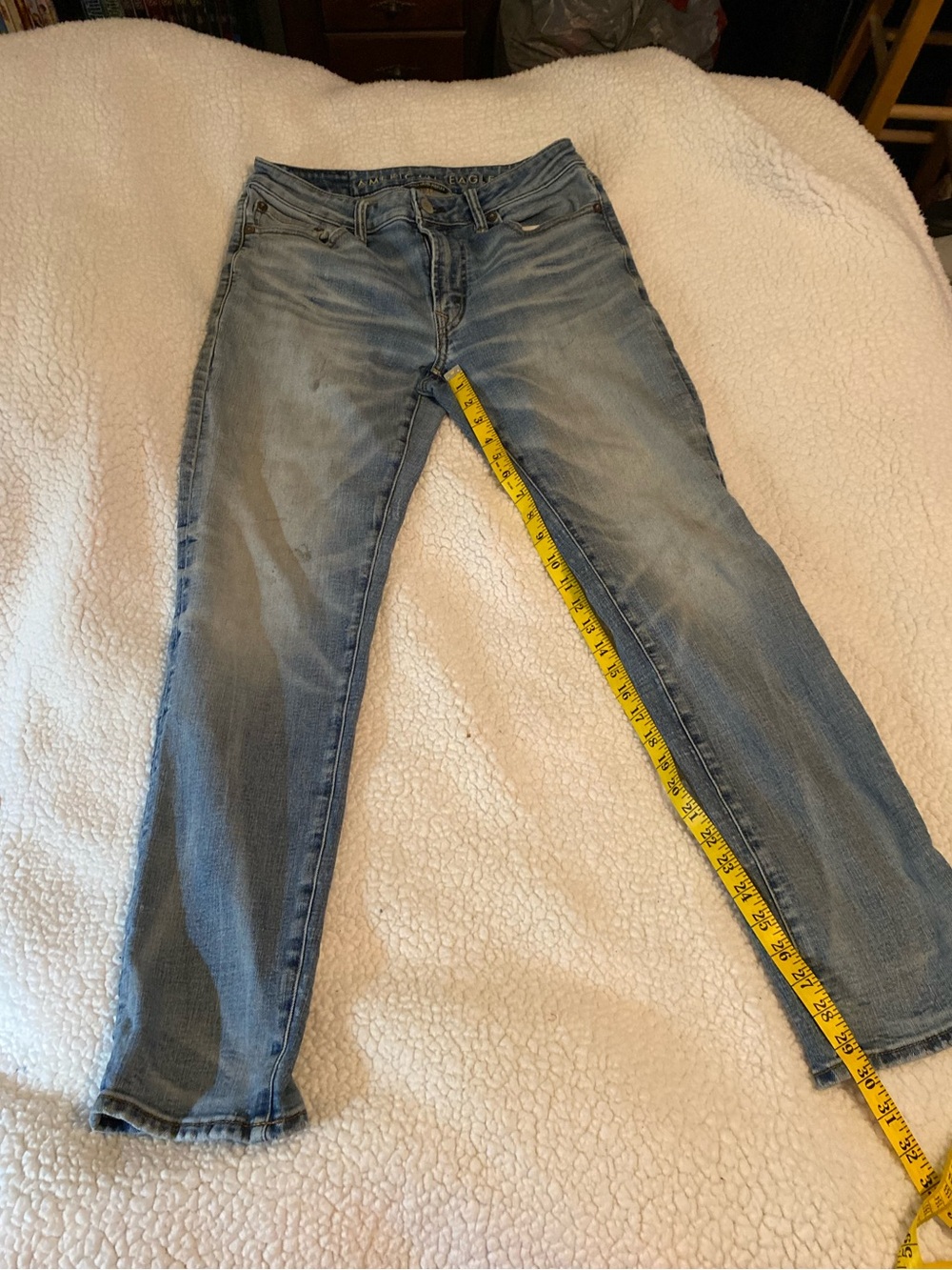 American Eagle Outfitters Light Blue Slim straight  Jeans men’s  29x32. Spotspic